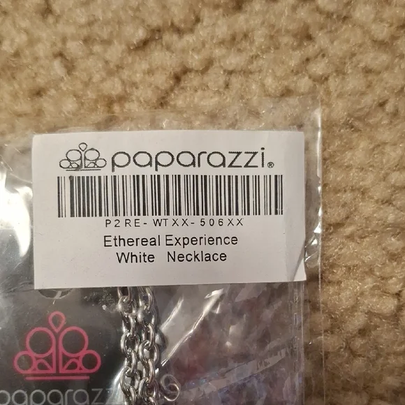 Paparazzi Silver Necklace with Modern Pendant - Picture 2 of 5